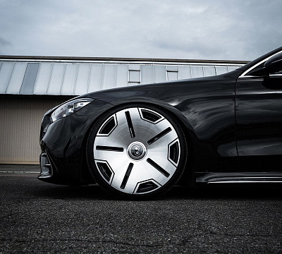 Фото дисков Radi8 R80L1 на Mercedes-Benz S-Class (W223)