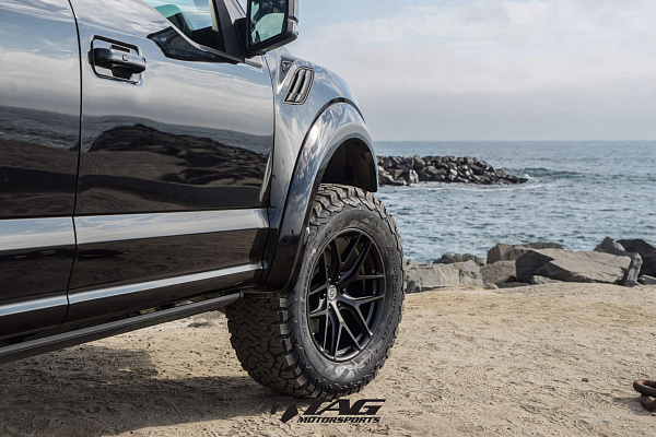 Фото дисков HRE P161 Черный сатин на Ford F-150 XIII
