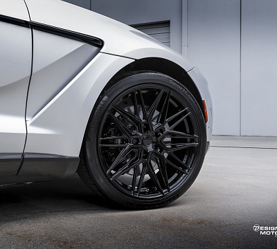 Фото дисков Vossen HF-7 на Aston Martin DBX