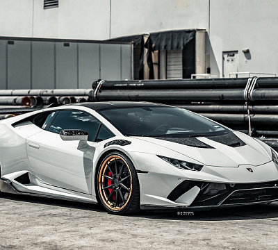 Фото дисков Strasse Wheels SV10 Deep Concave FS на Lamborghini Huracan