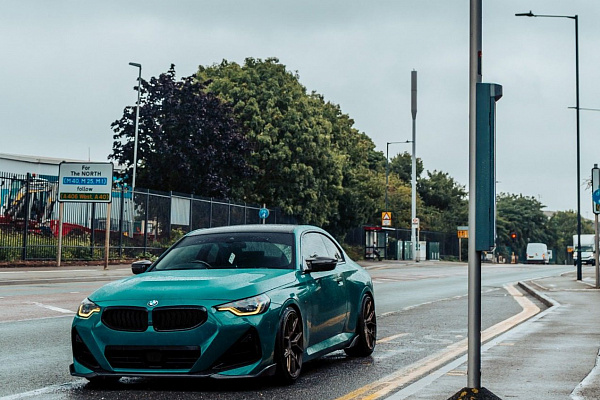 Фото дисков Bola FLY Сатиновая бронза на BMW 2/M2 (G42/G87)