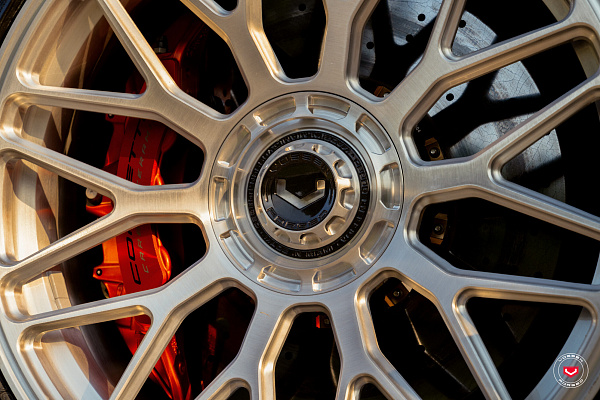 Фото дисков Vossen GEN-03 Глянцевый лак на Chevrolet Corvette C8