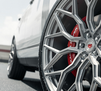 Фото дисков Vossen S17-01 на Land Rover Range Rover IV