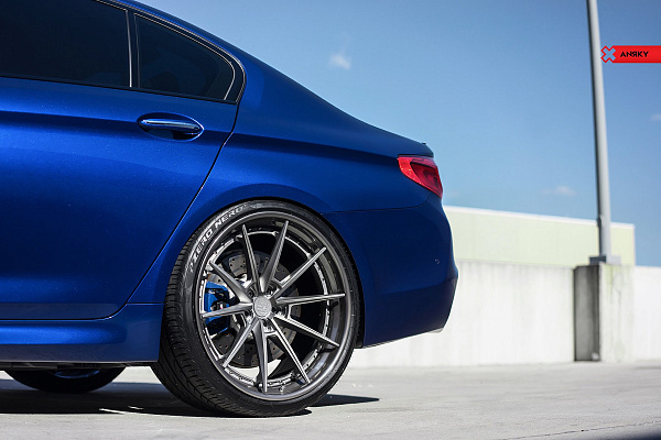 Фото дисков Anrky AN28 Глянцевый тонированный лак на BMW 5/M5 (G30/F90)