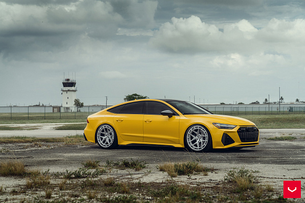 Фото дисков Vossen HFX-1 (5-Lug) Серебро на Audi A/RS 7 (4K)