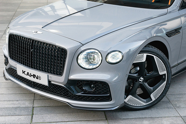 Фото дисков Kahn Type 8 Черный матовый на Bentley Flying Spur III
