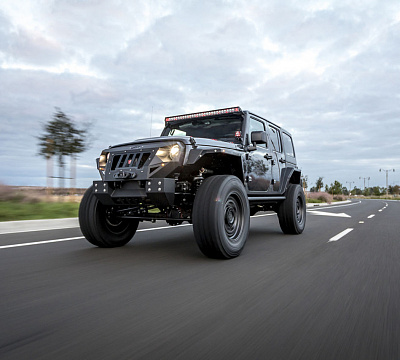 Фото дисков Black Rhino ARMORY на Jeep Wrangler III (JK)