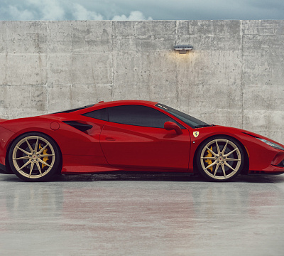 Фото дисков Vossen EVO-2 на Ferrari F8