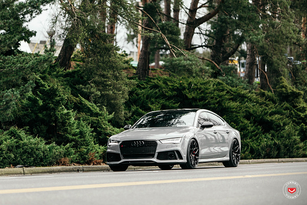 Фото дисков Vossen S17-01 Черный глянец на Audi A/RS 7 (4G)