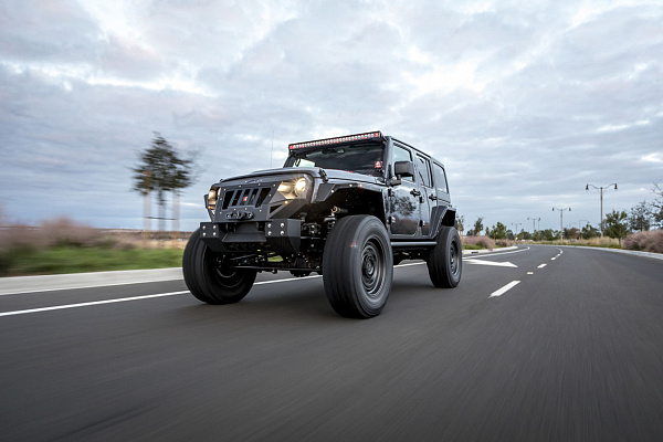 Фото дисков Black Rhino ARMORY Черный матовый на Jeep Wrangler III (JK)