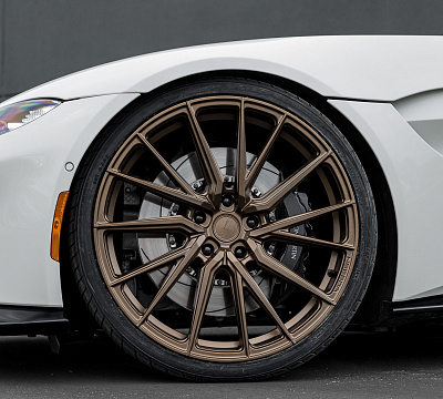 Фото дисков Vossen HF-4T на Aston Martin Vantage 4