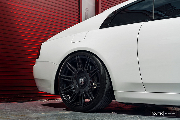 Фото дисков NOVITEC SP2 Черный глянец на Rolls-Royce Wraith