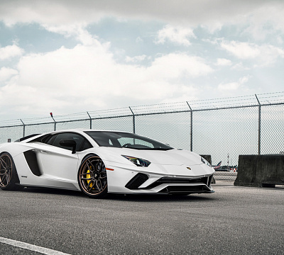 Фото дисков Anrky AN36 на Lamborghini Aventador
