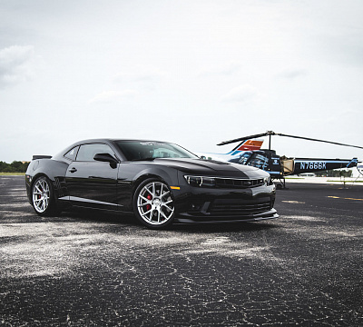 Фото дисков Vossen VFS-6 на Chevrolet Camaro V