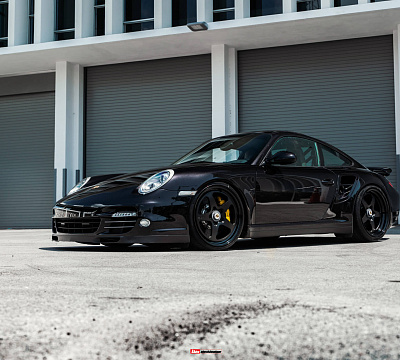 Фото дисков HRE 527 на Porsche 911 VI
