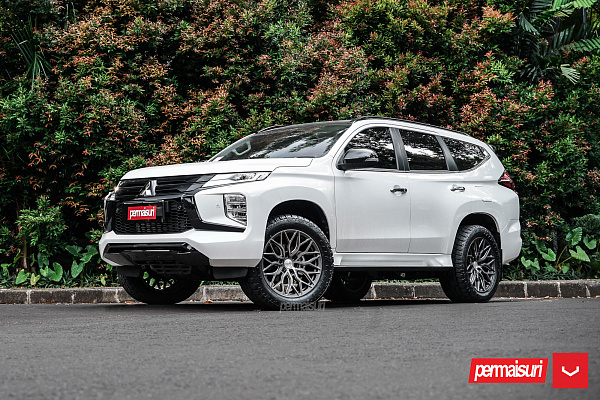Фото дисков Vossen HF6-3 Сатиновый графит на Mitsubishi Pajero Sport III