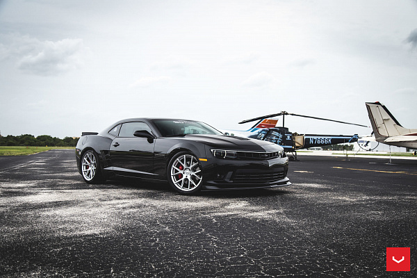 Фото дисков Vossen VFS-6 Серебро на Chevrolet Camaro V
