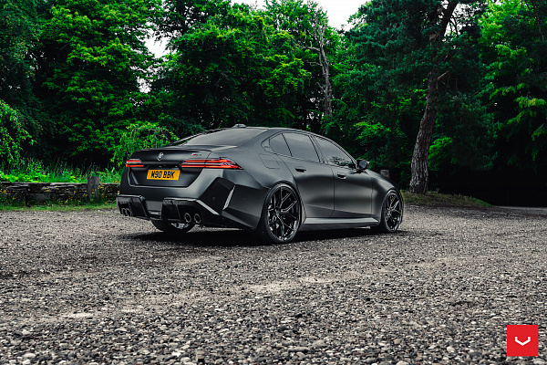 Фото дисков Vossen HF-5 Черный глянец на BMW 5/M5 (G60/G90)