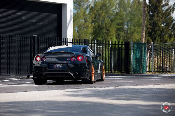 Фото дисков Vossen CG-202 Глянцевая медь на Nissan GT-R