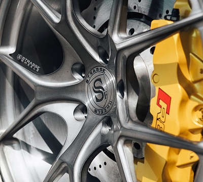 Фото дисков Strasse Wheels SM5R Deep Concave Monoblock на Audi R8 (4S)