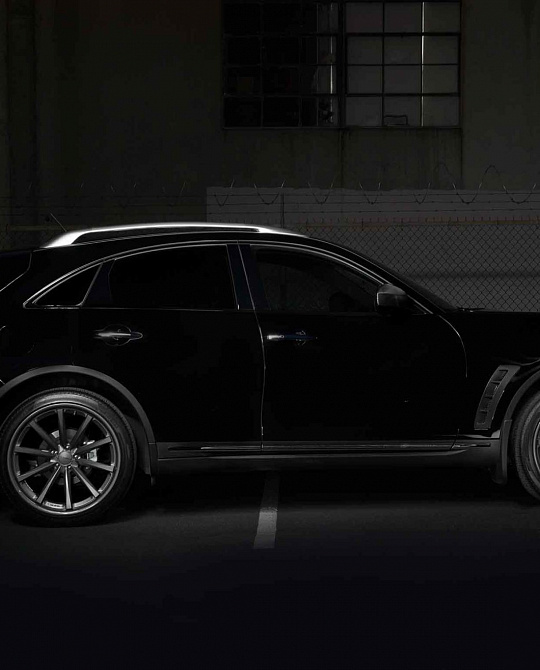 Фото дисков CV1 Сатиновый графит на Infiniti FX II