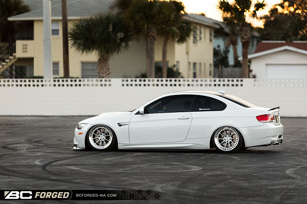 Фото дисков BC Forged LE10 // MLE10 Глянцевый лак на BMW 3/M3 (E90)