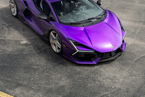 Фото дисков Anrky RS5.2 Полированный лак на Lamborghini Revuelto