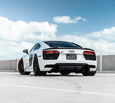 Фото дисков Strasse Wheels SV10 Deep Concave Duoblock на Audi R8 (4S)