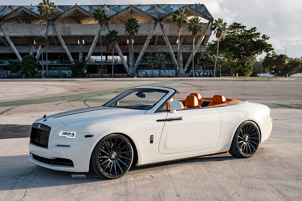 Фото дисков Strasse Wheels SV15T Deep Concave Duoblock RR Черный глянец на Rolls-Royce Ghost I