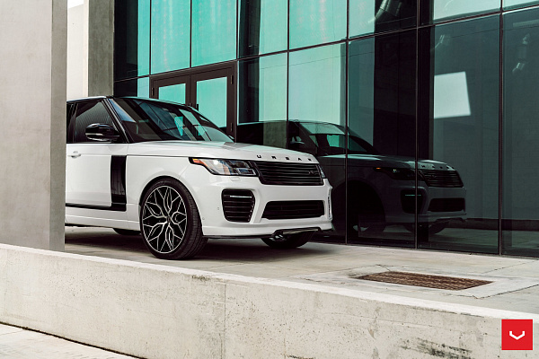 Фото дисков Vossen HF-2 Алмазная проточка на Range Rover IV
