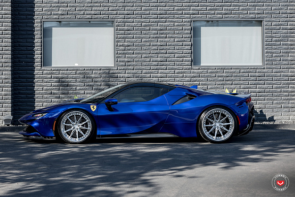 Ferrari SF90