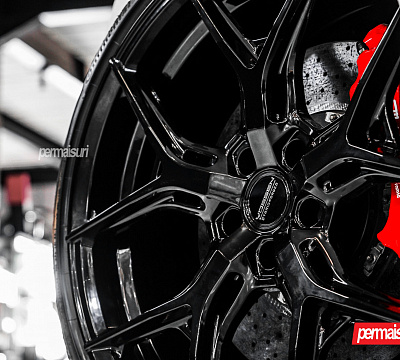 Фото дисков Vossen HF-5 на Maserati GranTurismo I