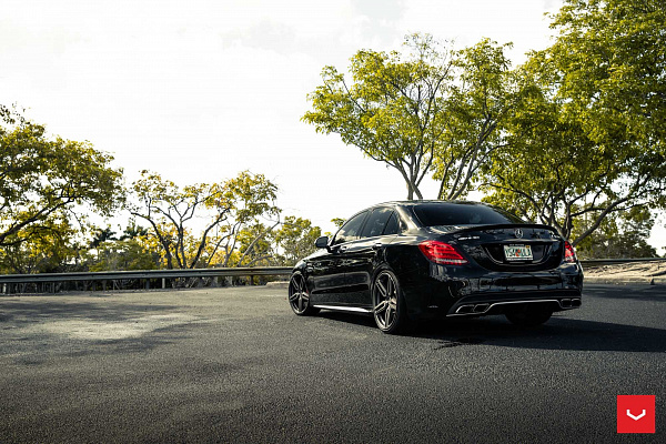 Фото дисков Vossen HF-1 Сатиновый графит на Mercedes-Benz C-Class (W205)