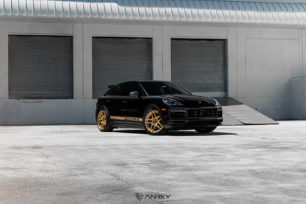 Фото дисков Anrky RS6.2 Сатиновое золото на Porsche Cayenne II