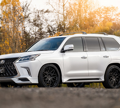Фото дисков Vossen S17-07 (3-Piece) на Lexus LX III