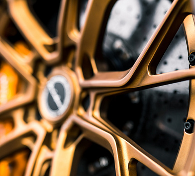 Фото дисков Brixton Forged PF10 на McLaren 720S