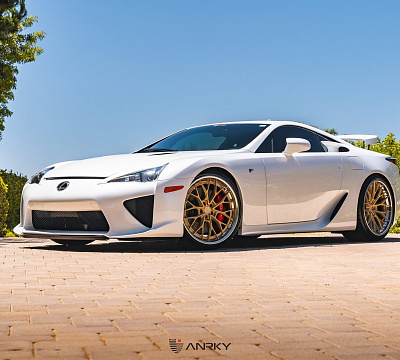 Фото дисков Anrky AN30 на Lexus LFA