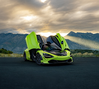 Фото дисков Strasse Wheels SV10M Deep Concave FS на McLaren 720S
