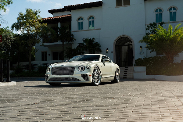 Фото дисков Anrky AN19 Полированный лак на Bentley Continental GT III