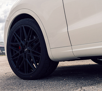 Фото дисков Vossen HF-7 на Maserati Levante