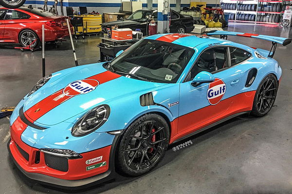 Фото дисков Strasse Wheels SM5R Deep Concave Duoblock Сатиновый темный лак на Porsche 911 VII
