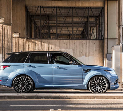 Фото дисков Kahn Pace Car на Range Rover Sport II