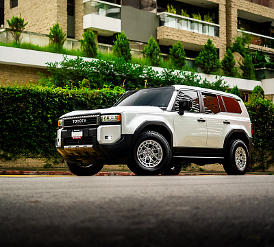 Фото дисков Vossen HFX-1 (6-Lug) на Toyota Land Cruiser Prado 250
