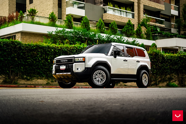 Фото дисков Vossen HFX-1 (6-Lug) Серебро на Toyota Land Cruiser Prado 250