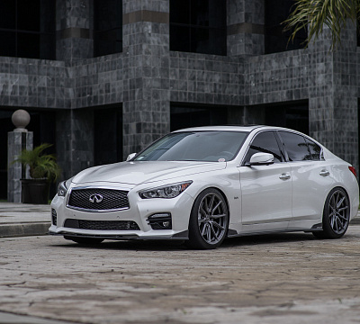 Фото дисков Vossen HF-3 на Infiniti Q50