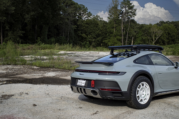 Фото дисков Rotiform FTD Белый сатин на Porsche 911 VIII
