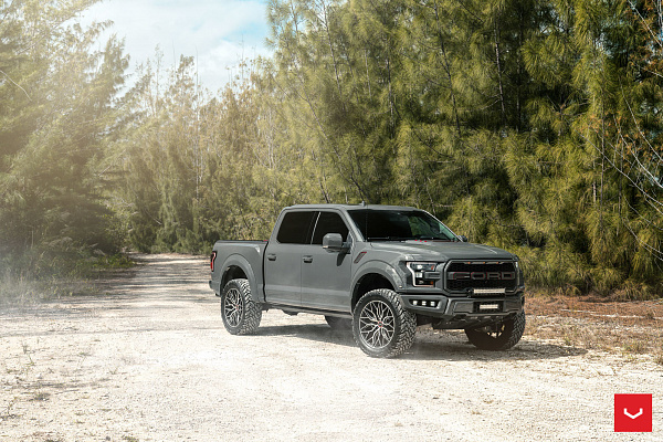 Фото дисков Vossen HF6-3 Алмазная проточка на Ford F-150 XIII