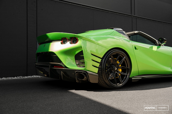Фото дисков NOVITEC NF11 Черный глянец на Ferrari 812