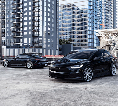 Фото дисков Vossen HF-5 на Tesla Model X