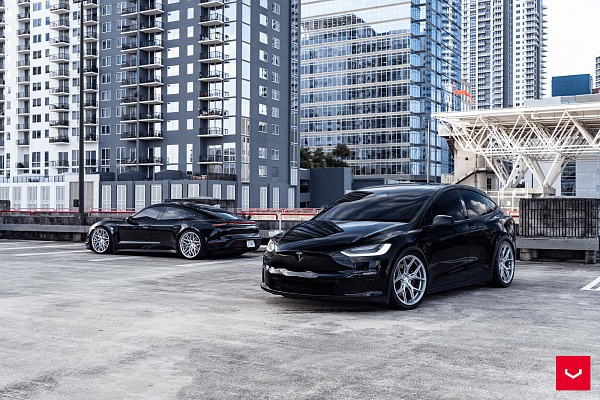 Фото дисков Vossen HF-5 Серебро на Tesla Model X